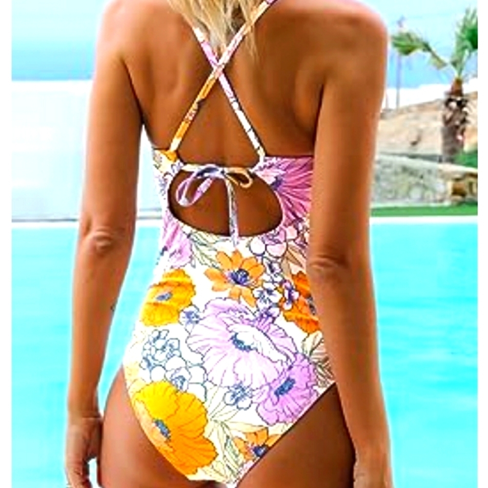 CUPSHE One Piece Swimsuit High‎ Neck Tummy Control Lavender floral Sz S - Picture 2 of 5